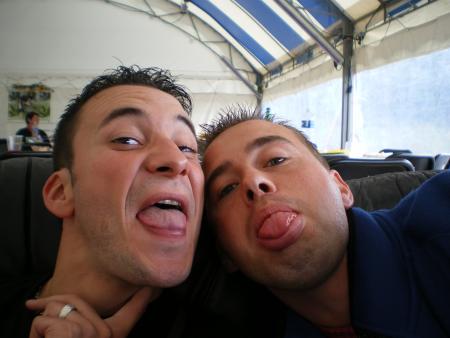 concours de grimaces?